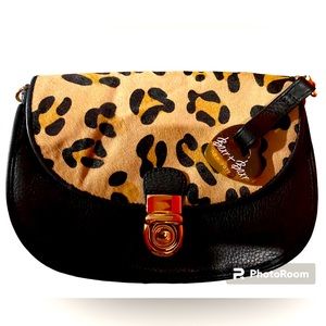 Barr Barr leather crossbody purse